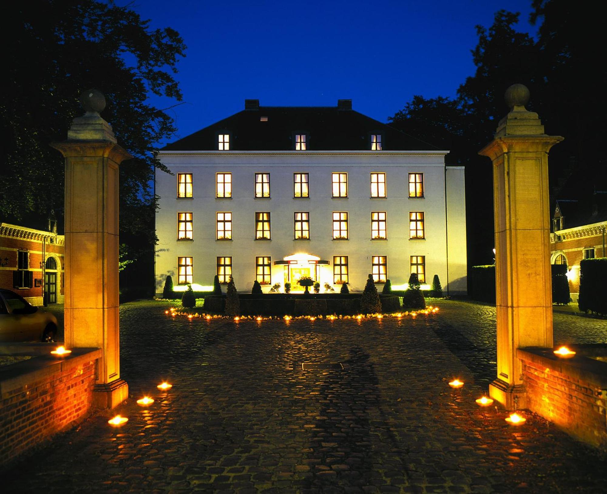 Hotel Kasteel Solhof Артселар Интерьер фото
