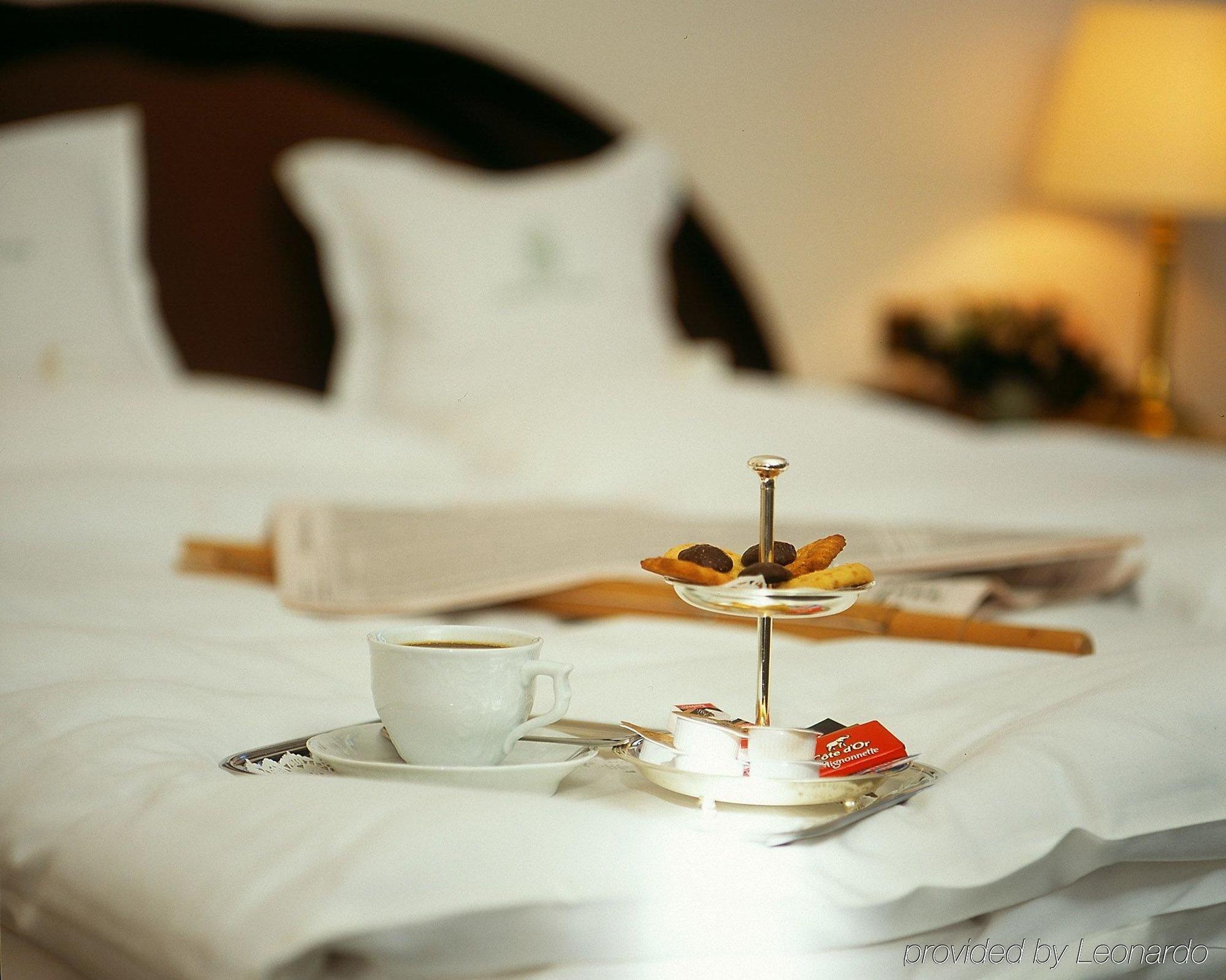 Hotel Kasteel Solhof Артселар Номер фото