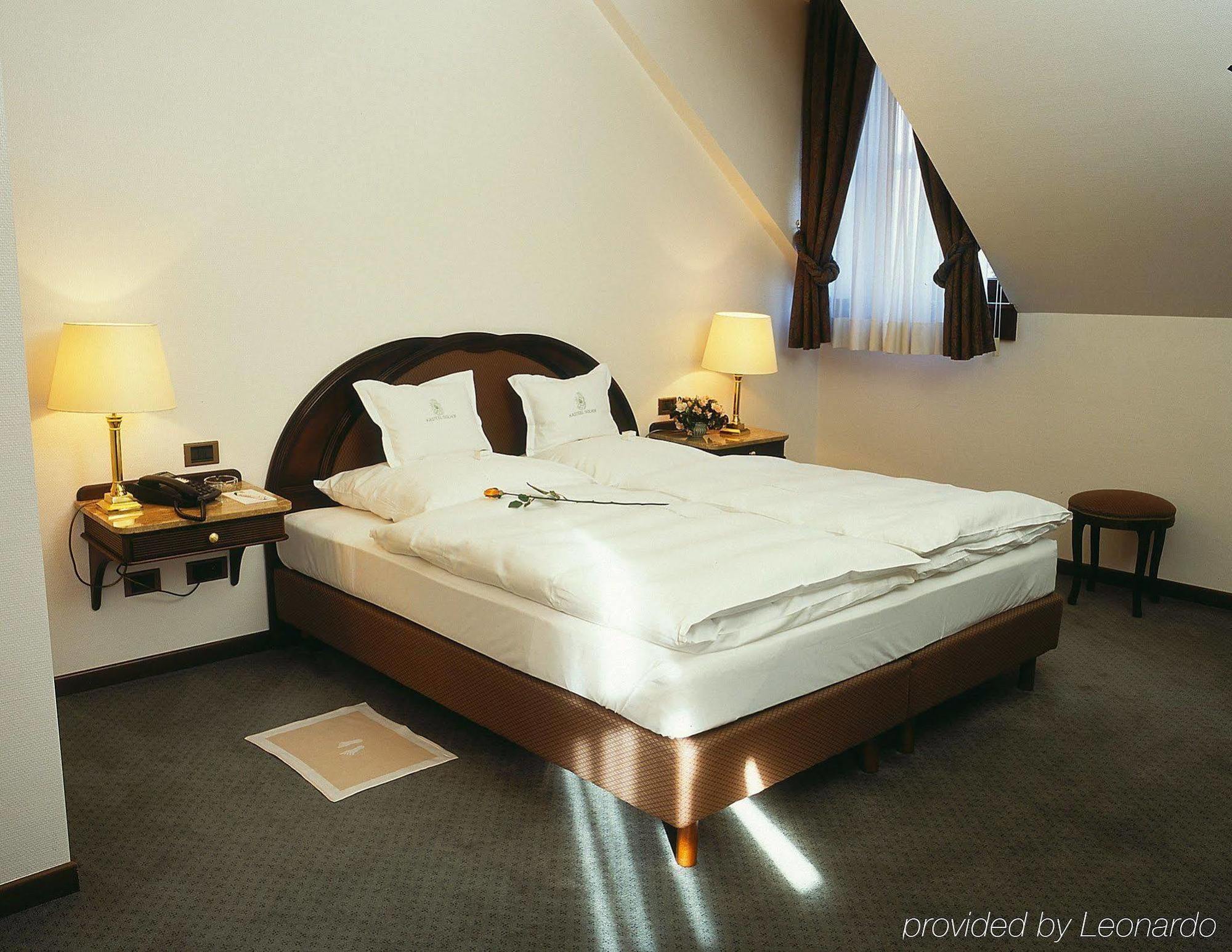 Hotel Kasteel Solhof Артселар Номер фото